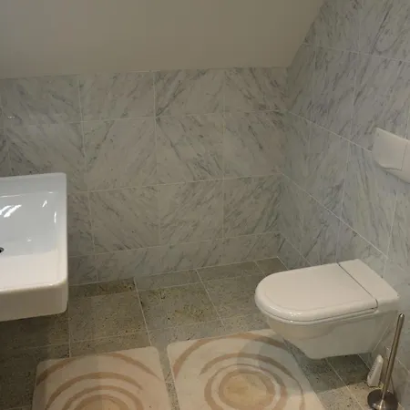 Apartment Gumed A *